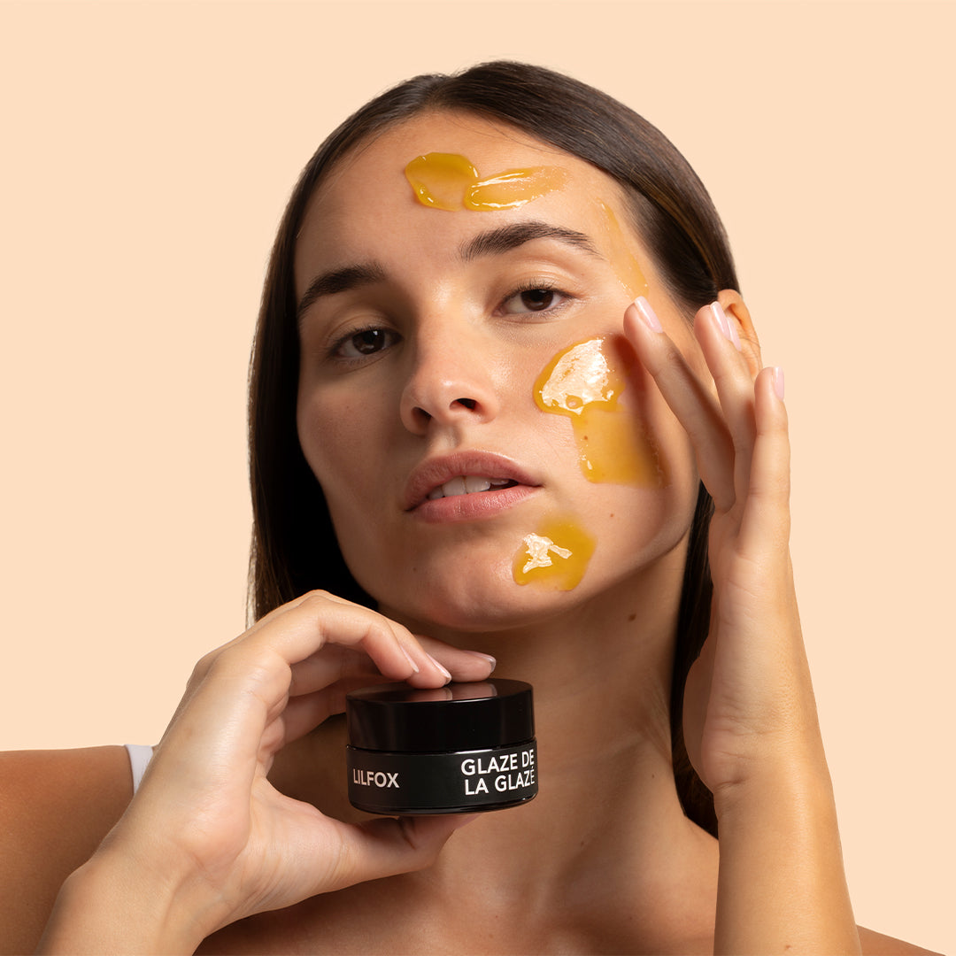 LILFOX | Glaze de la Glazé | Model Image_Oct26 - woman with the golden mask applied to her face