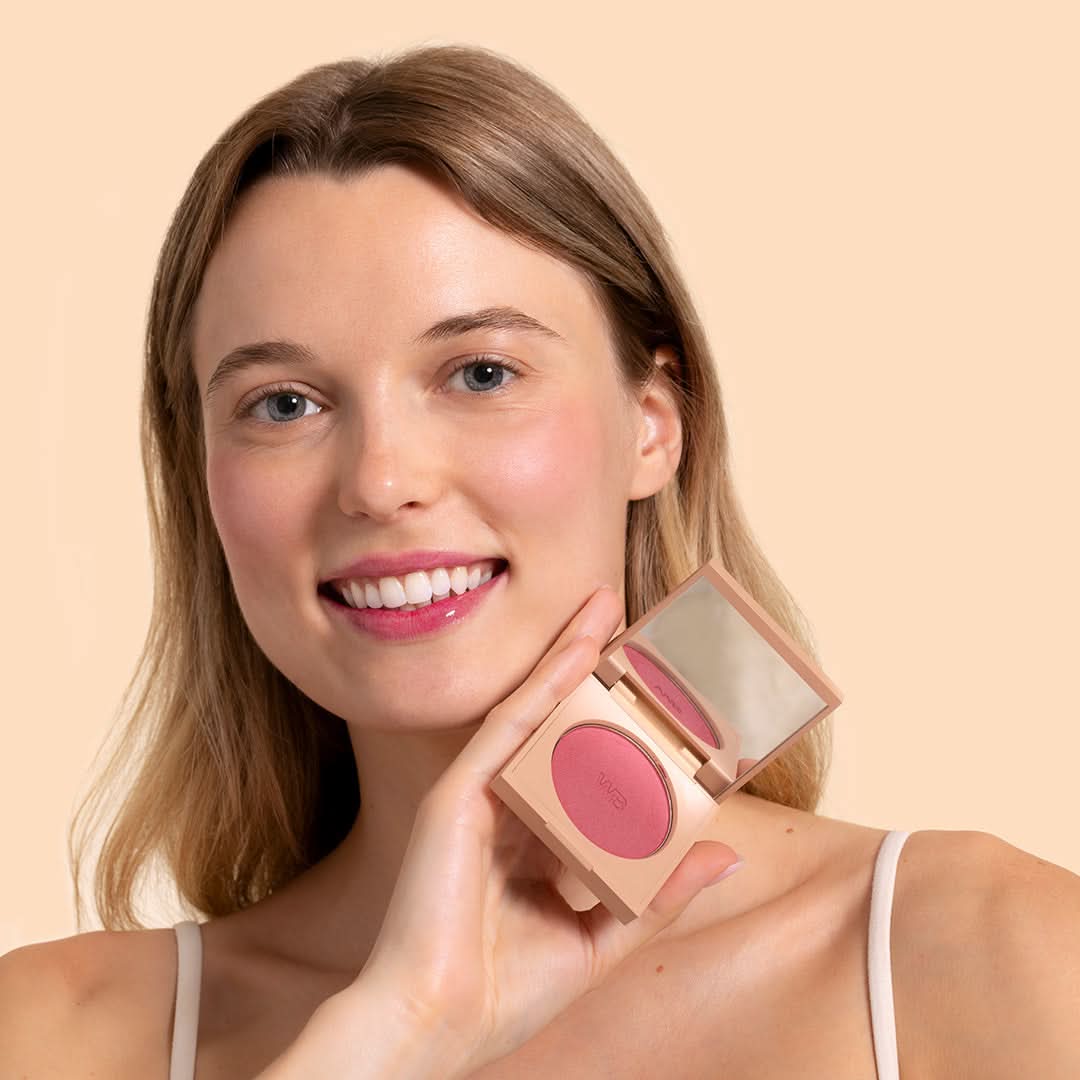 Wonderblush | Le Fard Blush | Model Image
