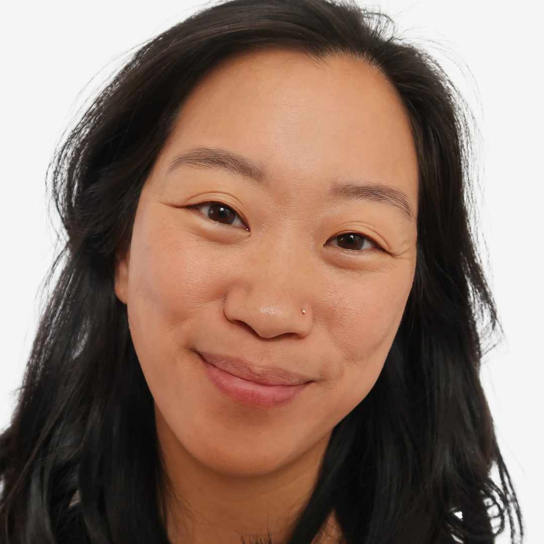withSimplicity Liquid Foundation Shade 2.5 Face