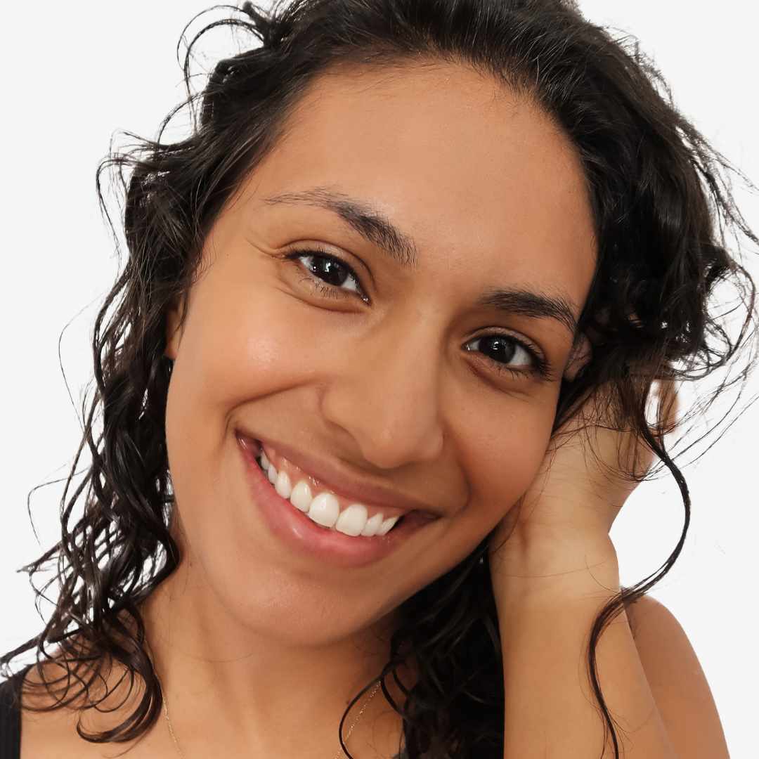 withSimplicity Liquid Foundation Shade 5 Face