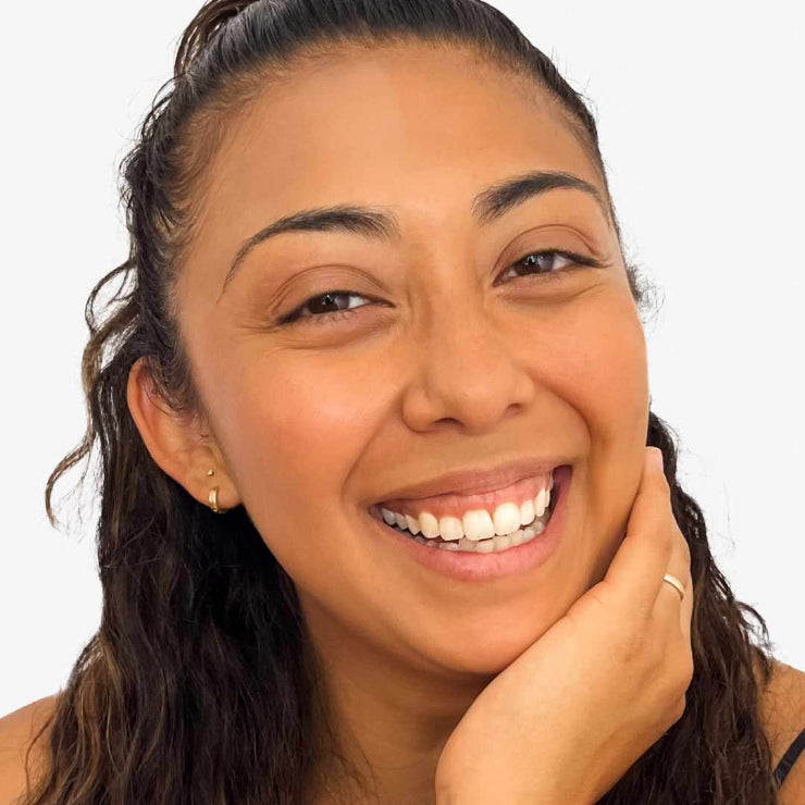 withSimplicity Liquid Foundation Shade 6 Face